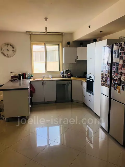 Rent Apartment Netanya