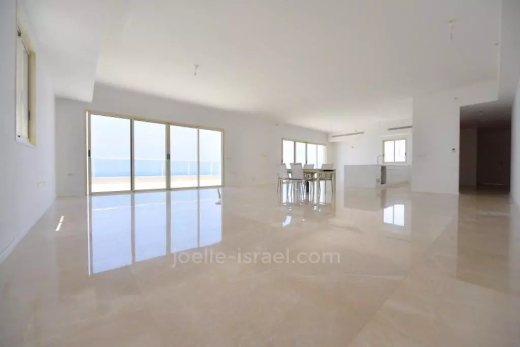 Penthouse 7 rooms Netanya Nat 600 316-IBL-1600