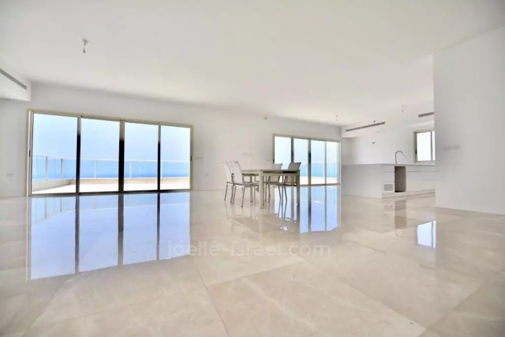 Penthouse 7 rooms Netanya Nat 600 316-IBL-1600