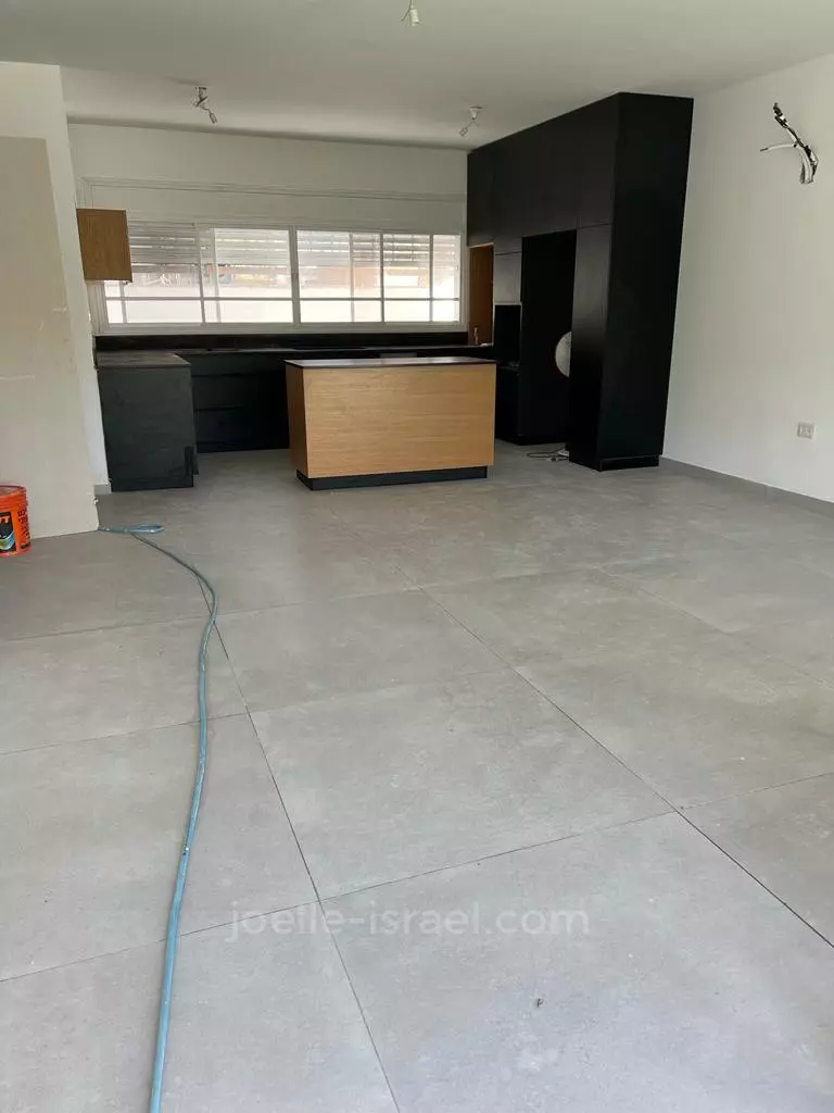 Ground floor 5.5 rooms Netanya Pardes Hagdoud 316-IBL-1602