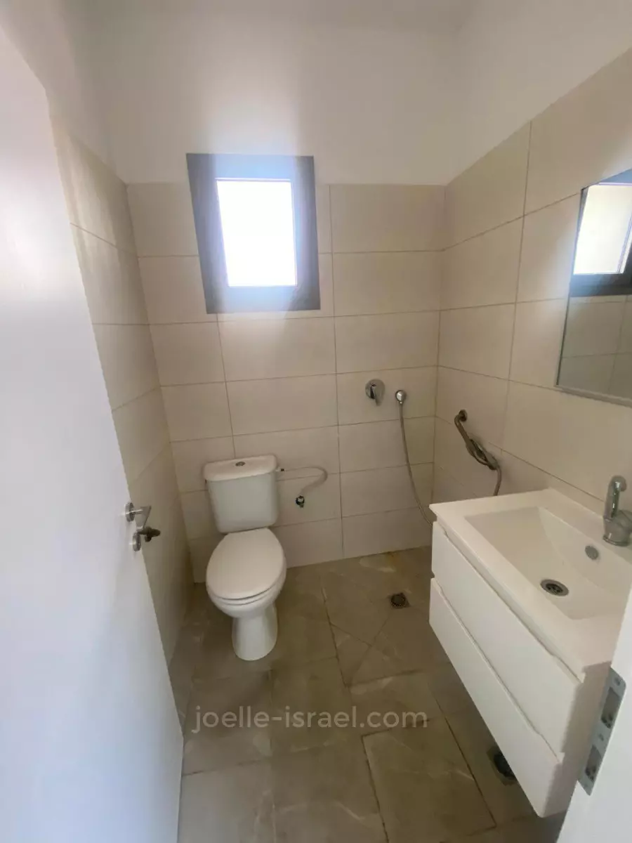 Apartment 4.5 rooms Netanya City center 316-IBL-1609