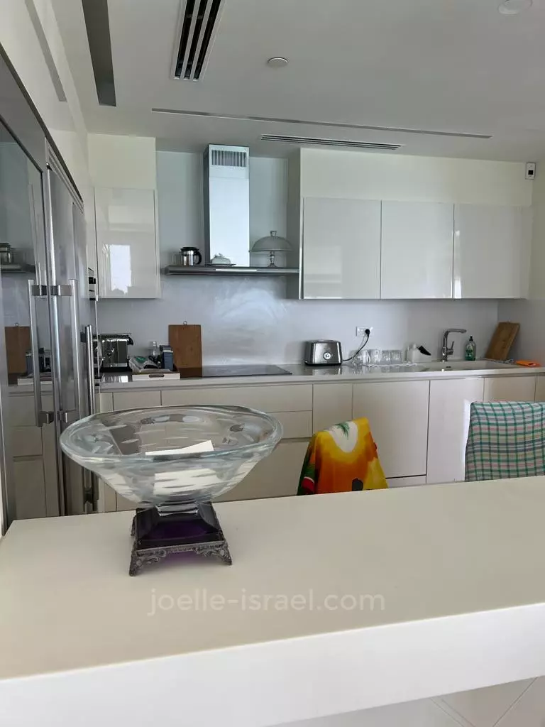 Penthouse 6 rooms Netanya City center 316-IBL-1629