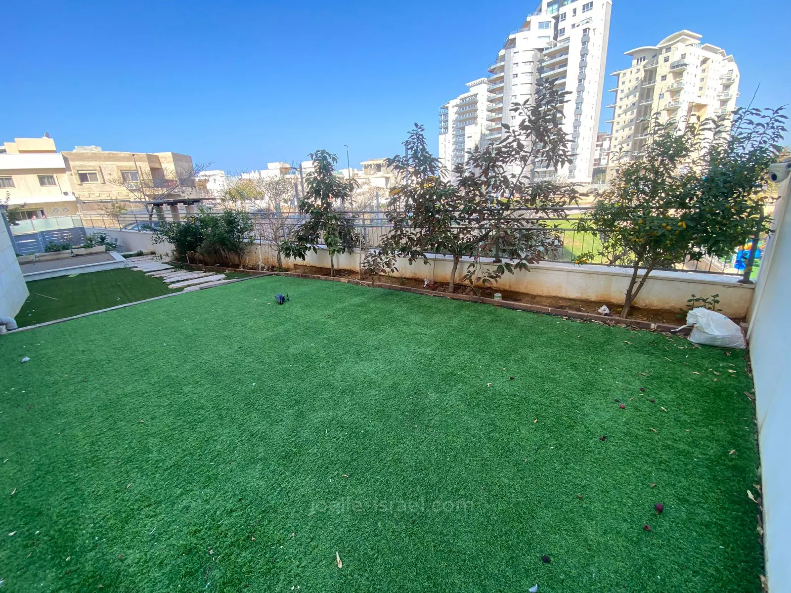 Ground floor 4 rooms Netanya Nat 600 316-IBL-1650