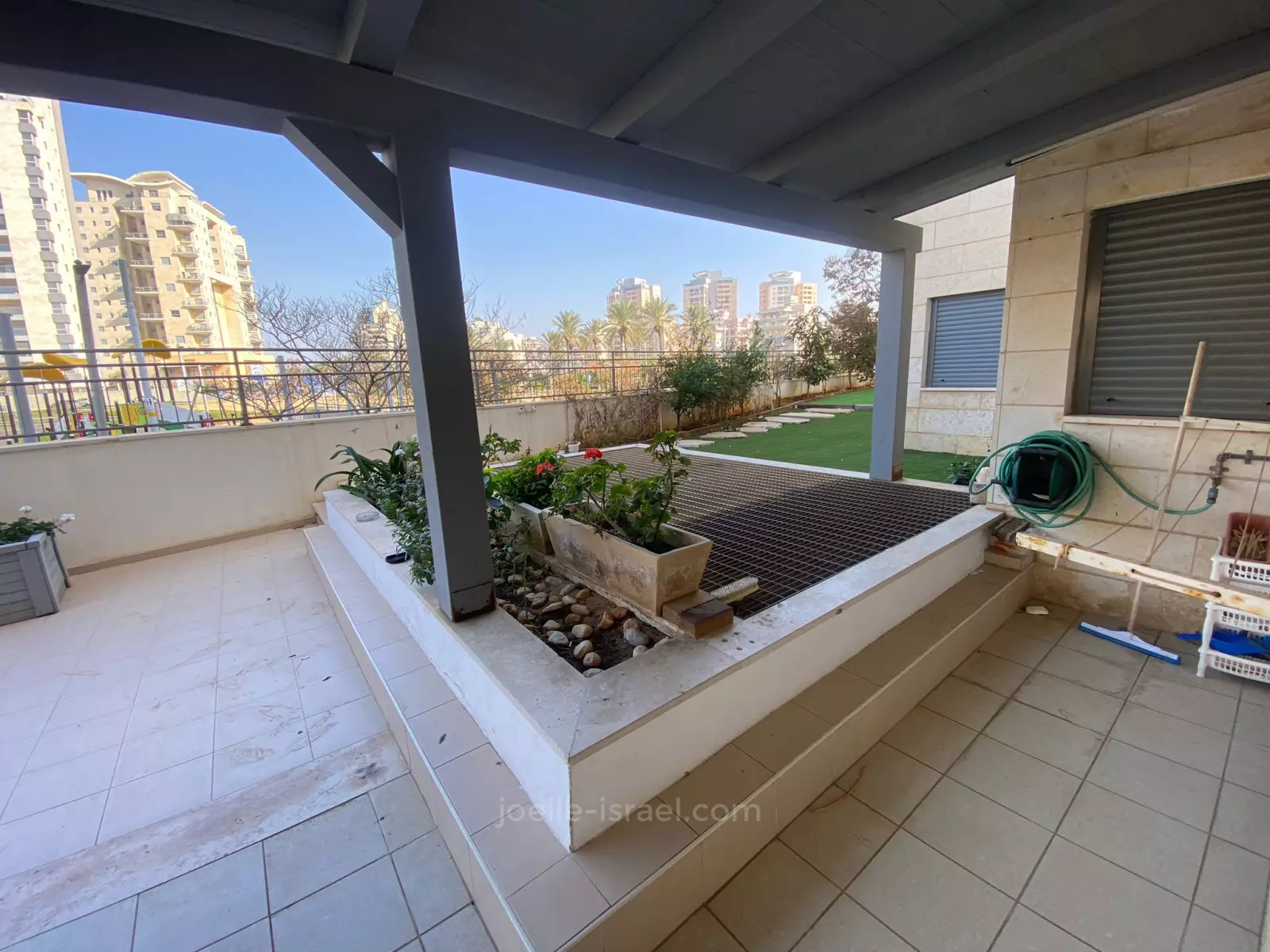 Ground floor 4 rooms Netanya Nat 600 316-IBL-1650