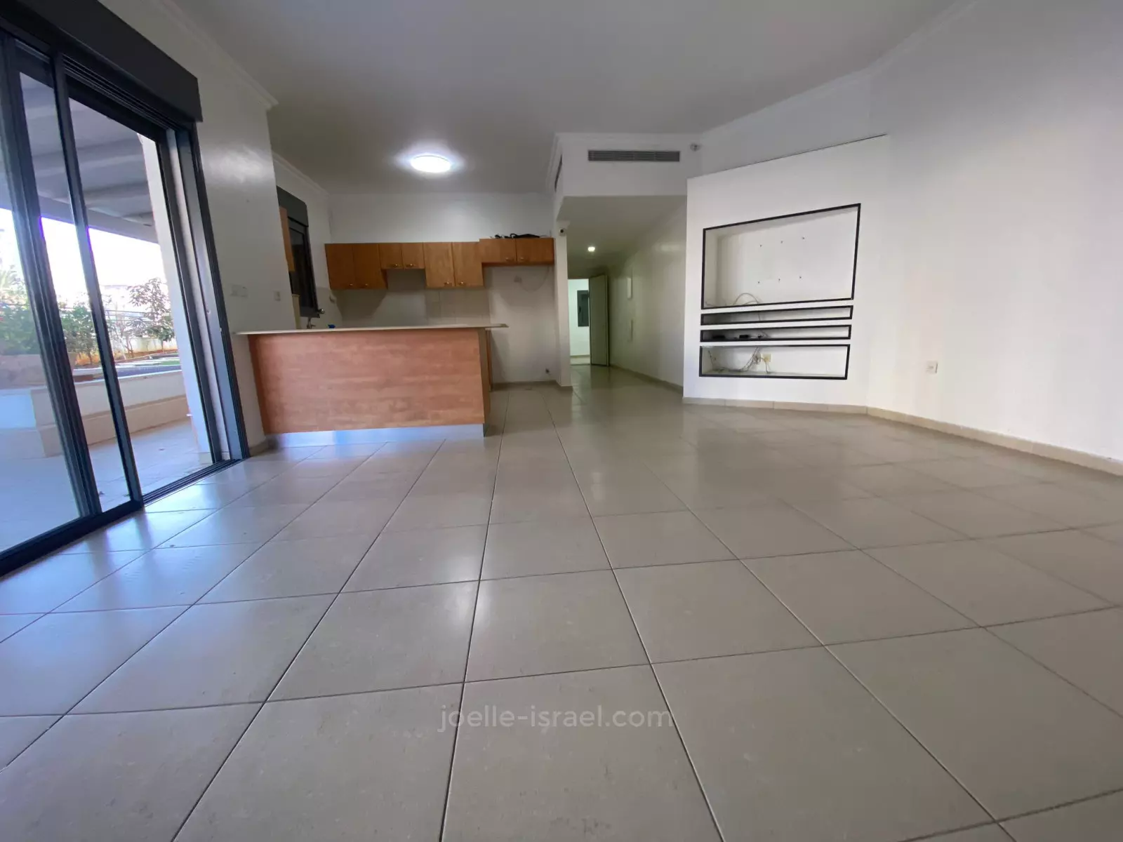 Ground floor 4 rooms Netanya Nat 600 316-IBL-1650