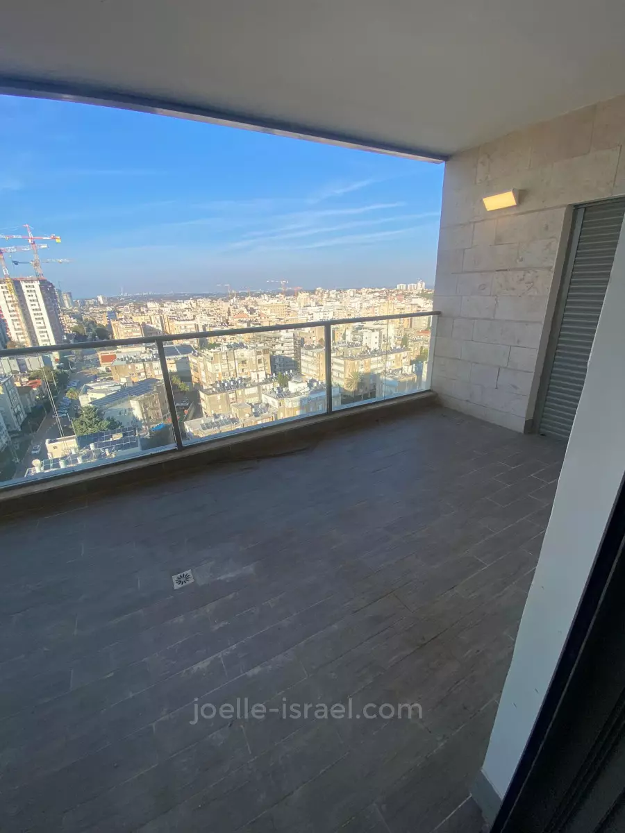 Penthouse 5 rooms Netanya Kikar 316-IBL-1651