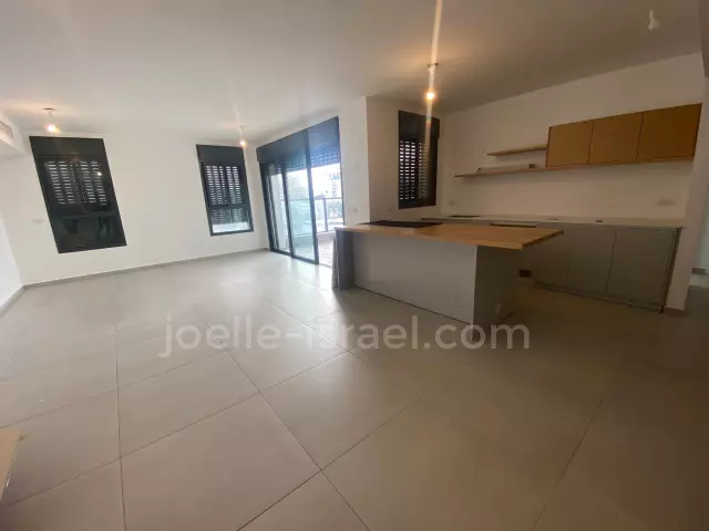 Sale Apartment Netanya