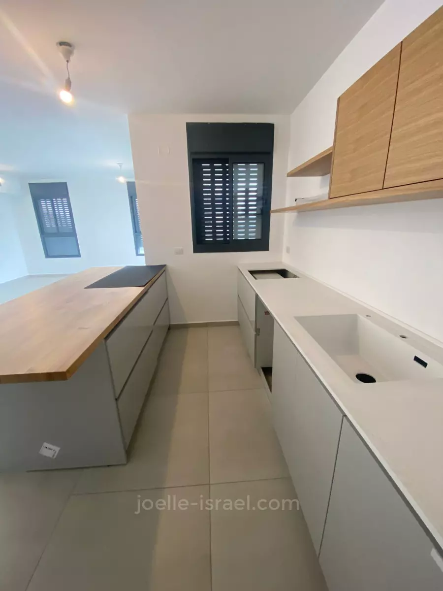 Apartment 4 rooms Netanya City center 316-IBL-1652