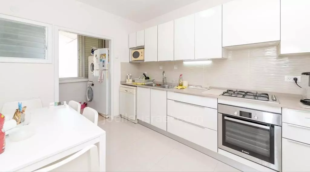 Apartment 4 rooms Netanya City center 316-IBL-1654