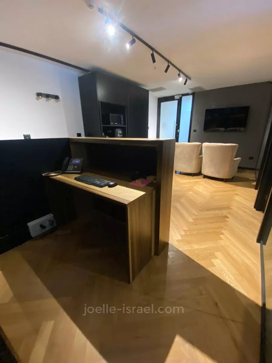 Offices 5 rooms Netanya City center 316-IBL-1658