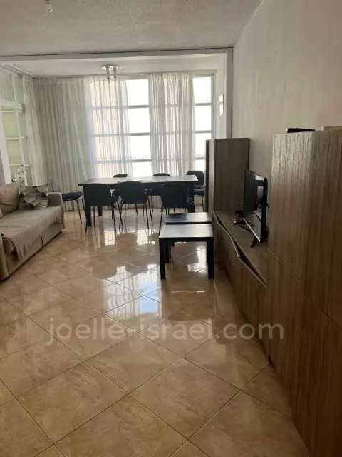 Rent Apartment Netanya