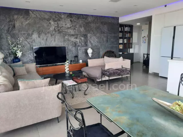 Sale Apartment Netanya