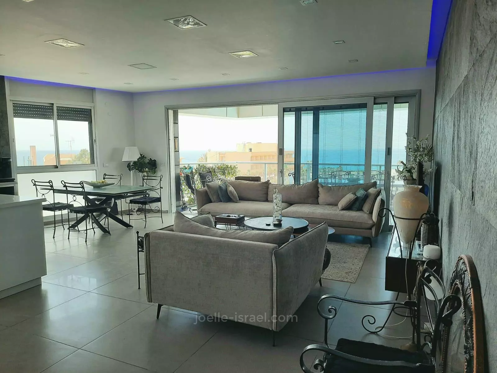 Apartment 4 rooms Netanya Nat 600 316-IBL-1667