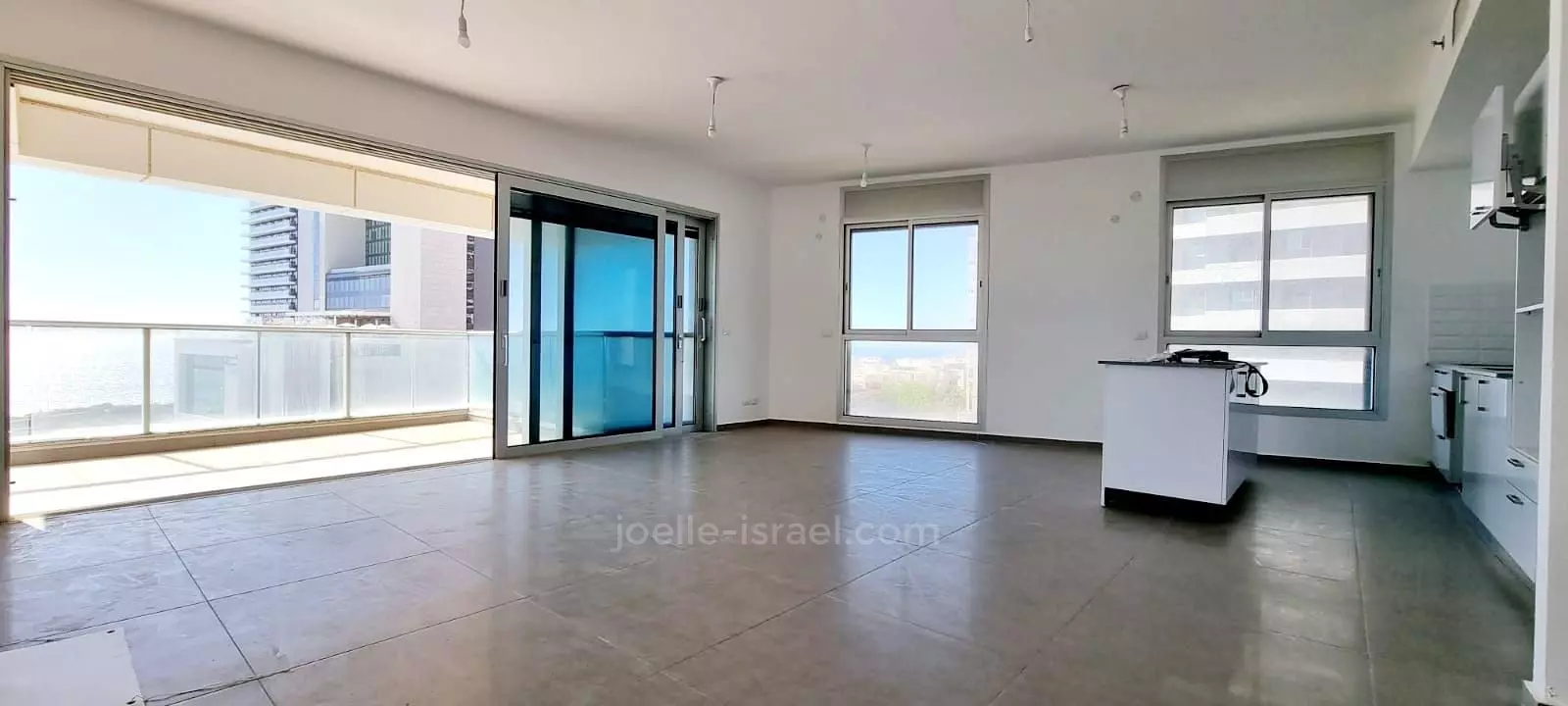 Apartment 4 rooms Netanya Nat 600 316-IBL-1668