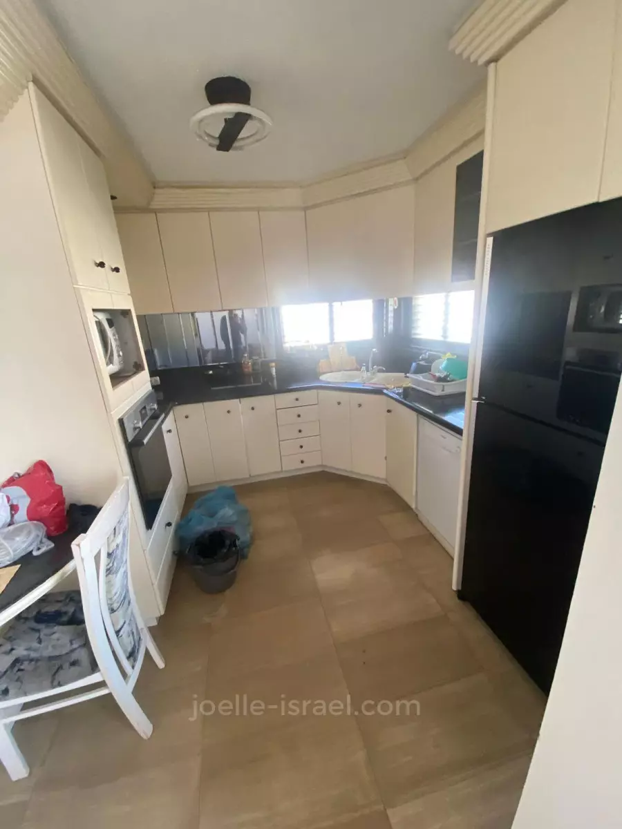 Apartment 5 rooms Netanya City center 316-IBL-1680