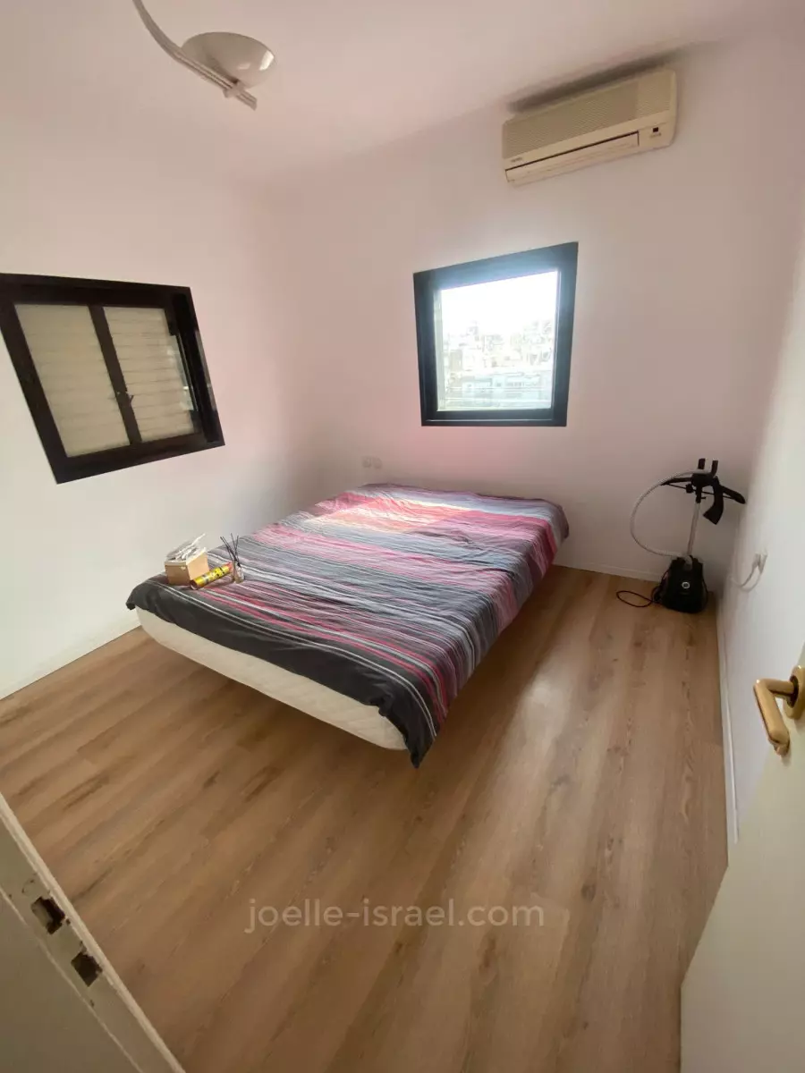 Apartment 5 rooms Netanya City center 316-IBL-1680