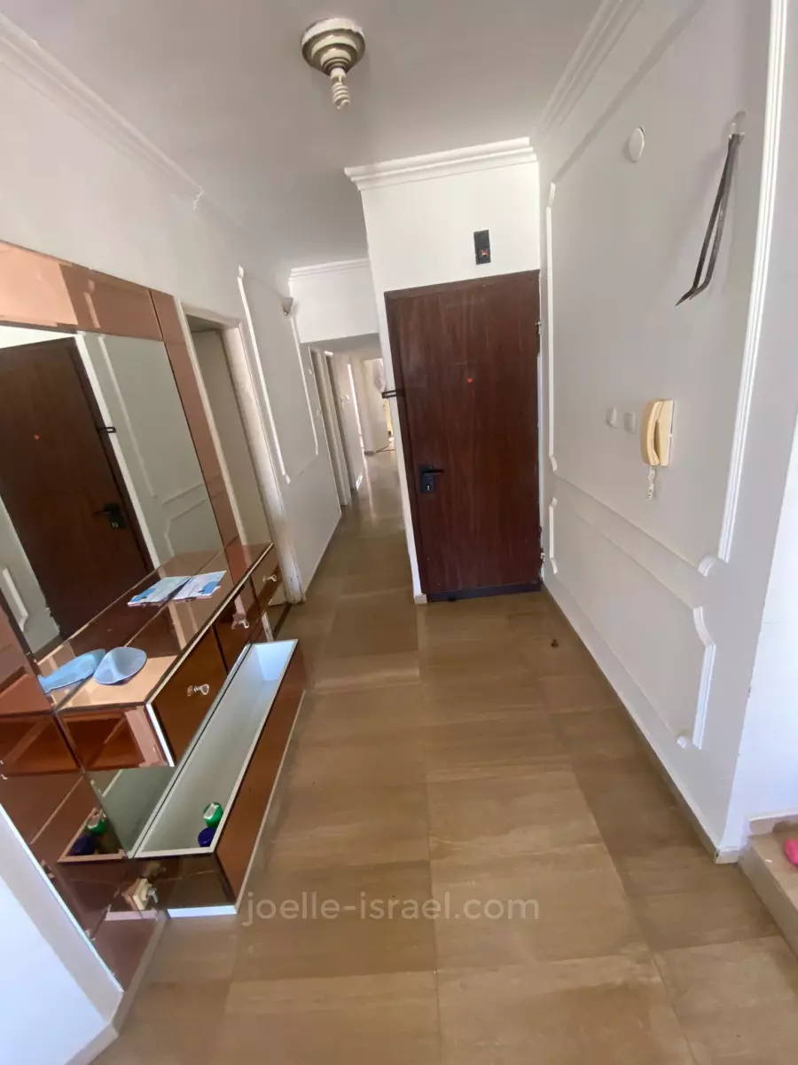 Apartment 5 rooms Netanya City center 316-IBL-1680