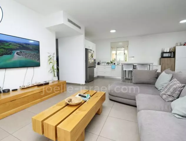 Apartment 5 rooms Netanya City center 316-IBL-1684