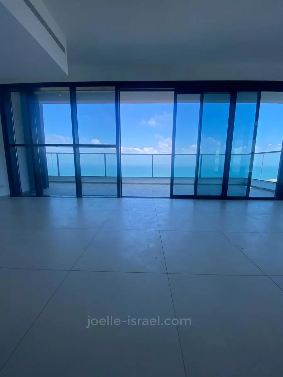 Penthouse 5 Rooms Netanya Ir Yamim 316-IBL-1687