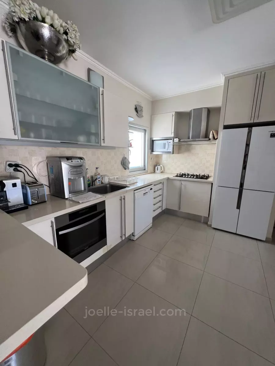 Penthouse 5 Rooms Netanya City center 316-IBL-1689