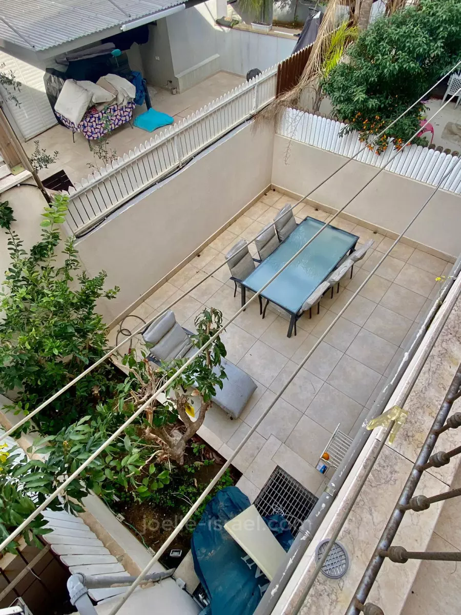 Cottage 8 Rooms Netanya Netanya 316-IBL-1701