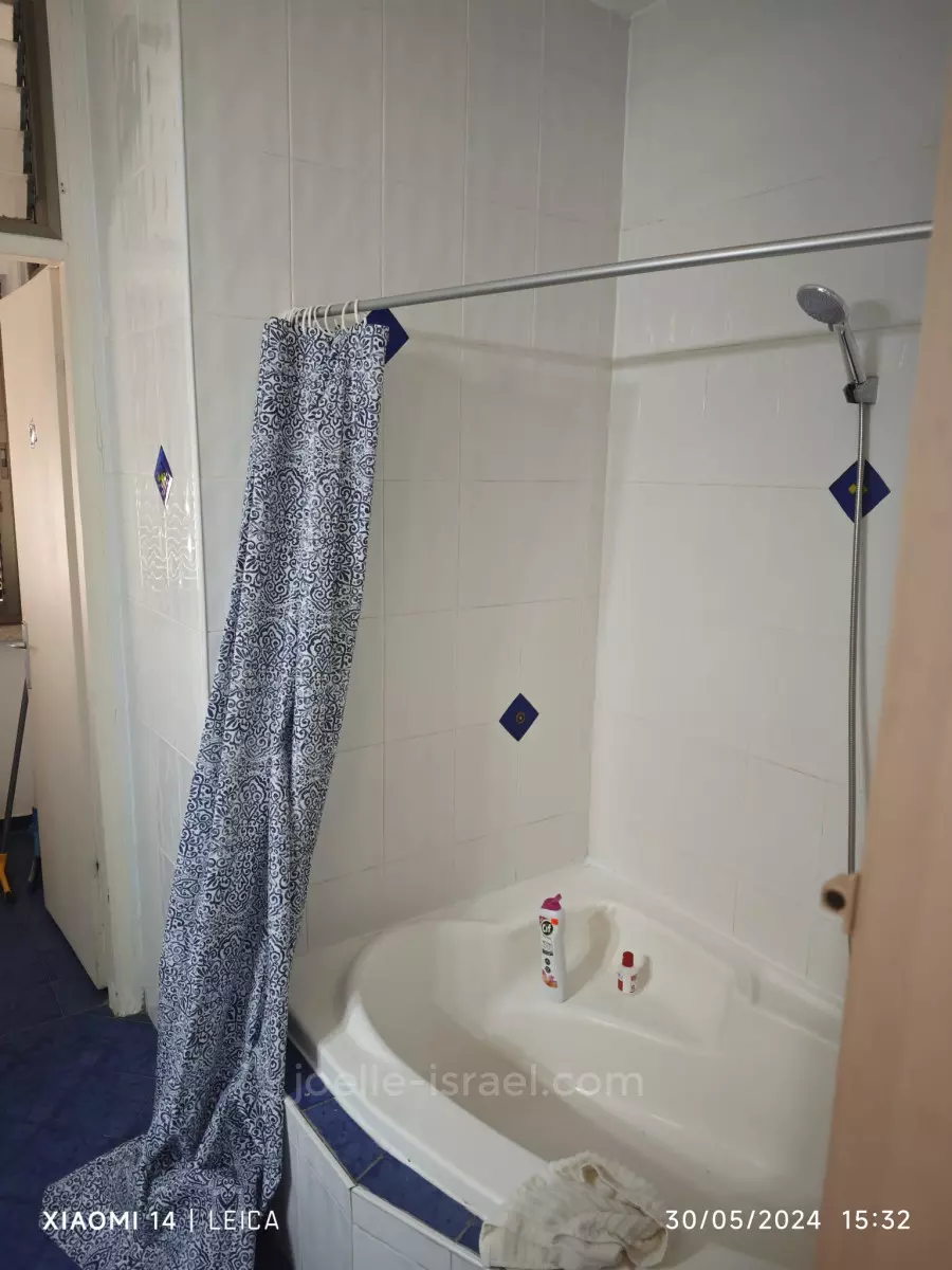 Apartment 4 Rooms Netanya City center 316-IBL-1703