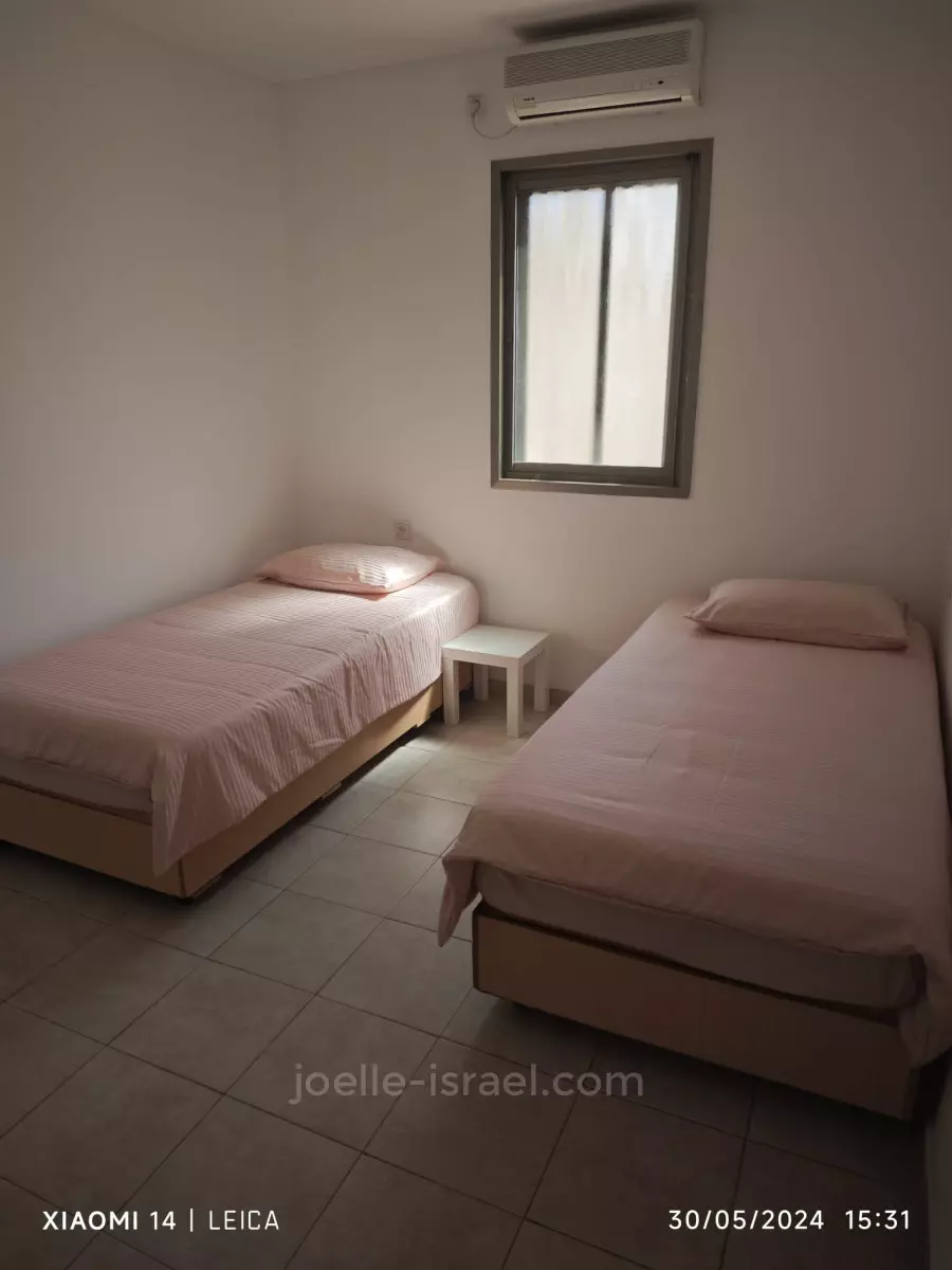 Apartment 4 Rooms Netanya City center 316-IBL-1703