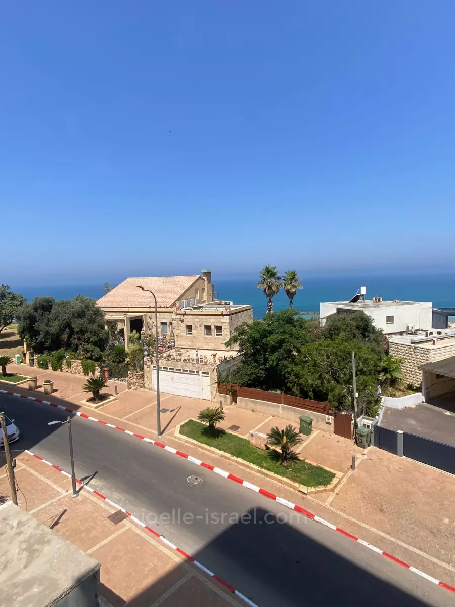 Apartment 3 Rooms Netanya Kikar 316-IBL-1711