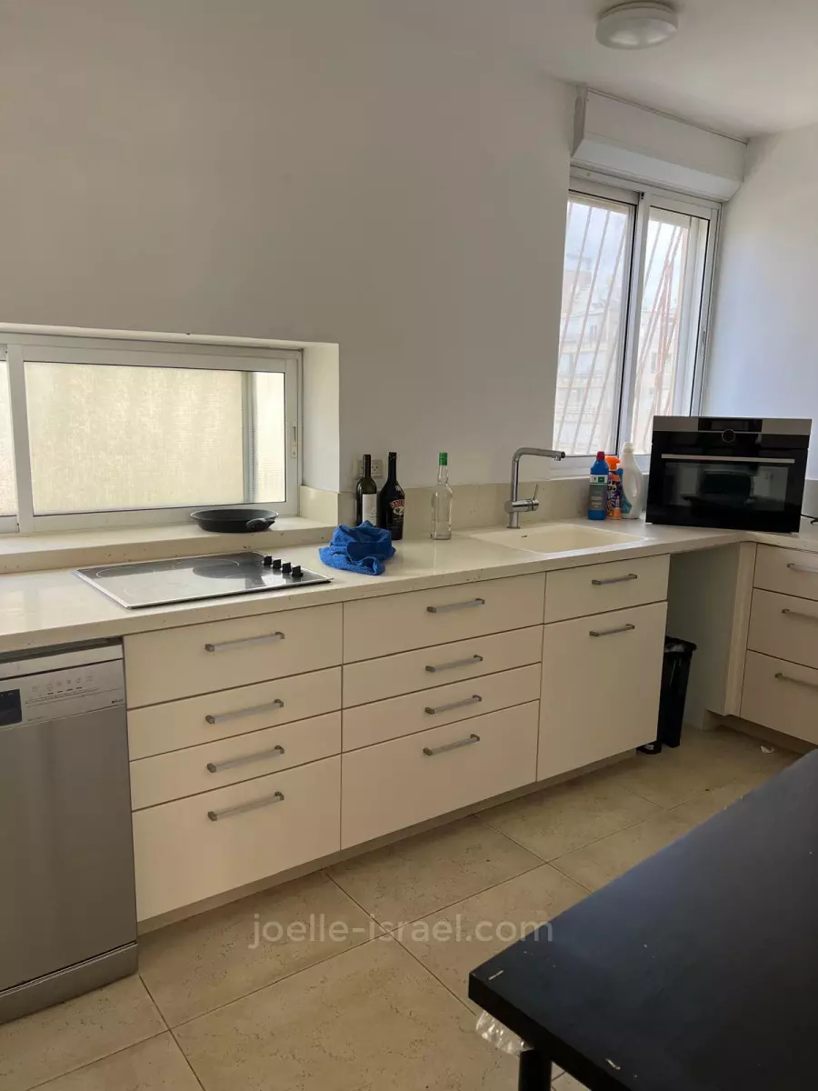 Apartment 4 Rooms Netanya City center 316-IBL-1720