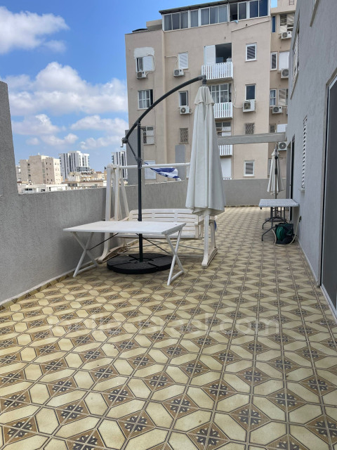 For sale Penthouse Netanya