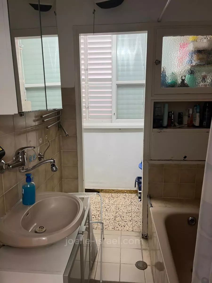 Apartment 4 Rooms Netanya City center 316-IBL-1722