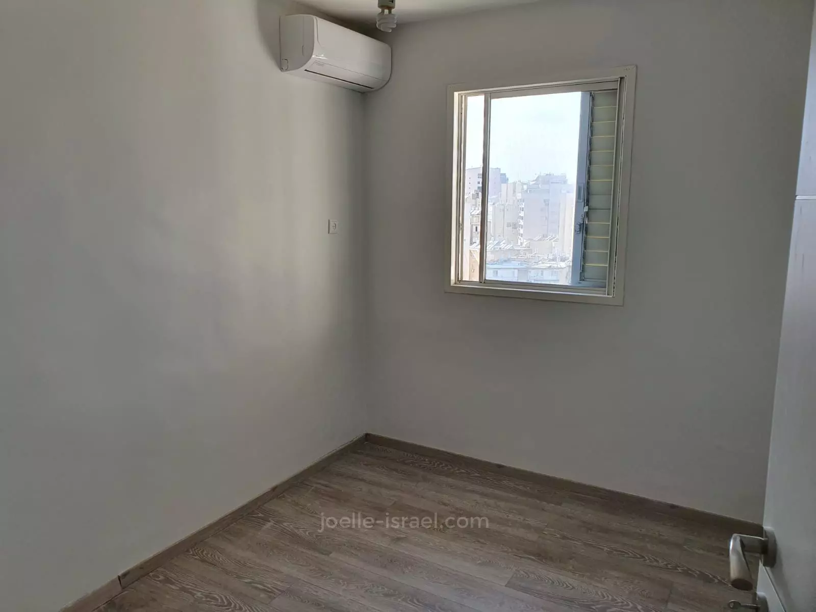 Apartment 4 Rooms Netanya City center 316-IBL-1725