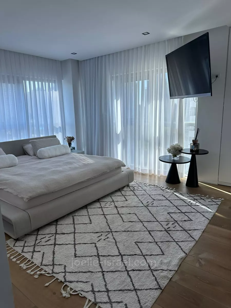 Apartment 5 Rooms Netanya Ir Yamim 316-IBL-1727