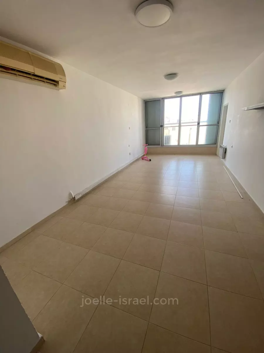 Apartment 3 Rooms Netanya City center 316-IBL-1737