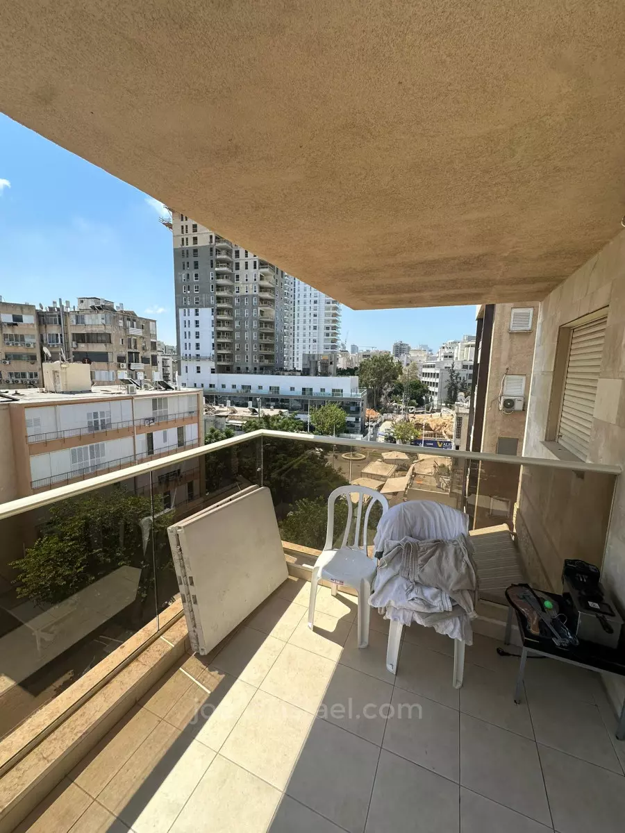 Apartment 4 Rooms Netanya Agamim 316-IBL-1741