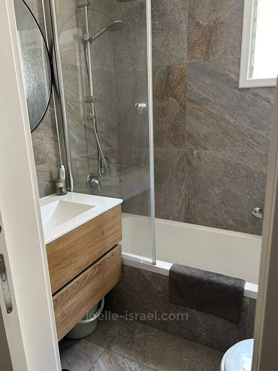 Apartment 4 Rooms Netanya City center 316-IBL-1743