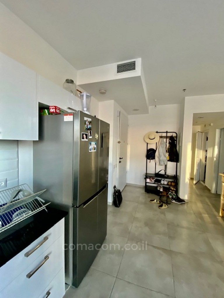 Apartment 4 Rooms Tel Aviv Sarona 342-IBL-6196
