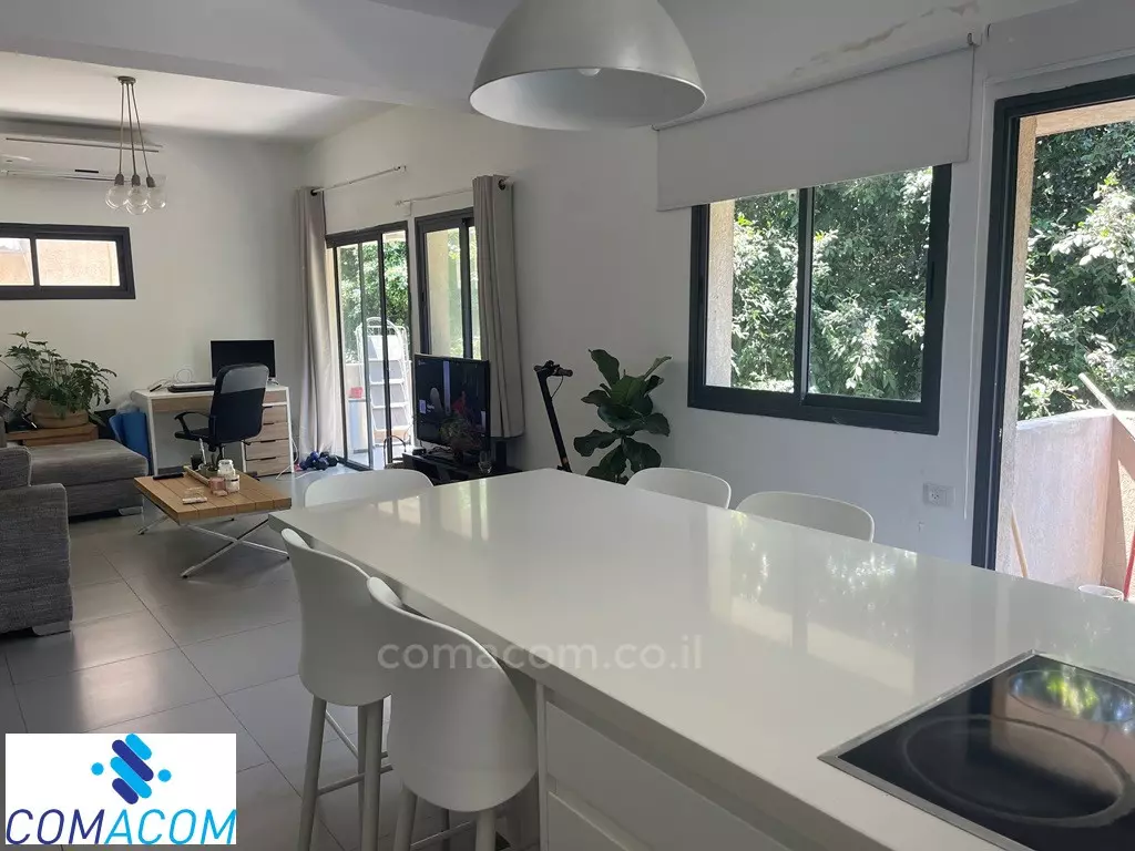 Apartment 3 rooms Tel Aviv Dizengof 342-IBL-6217