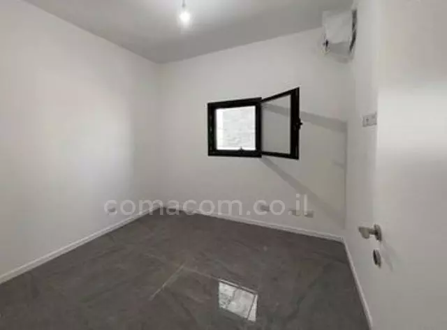 Apartment 4 rooms Bat yam Bat yam 342-IBL-6323