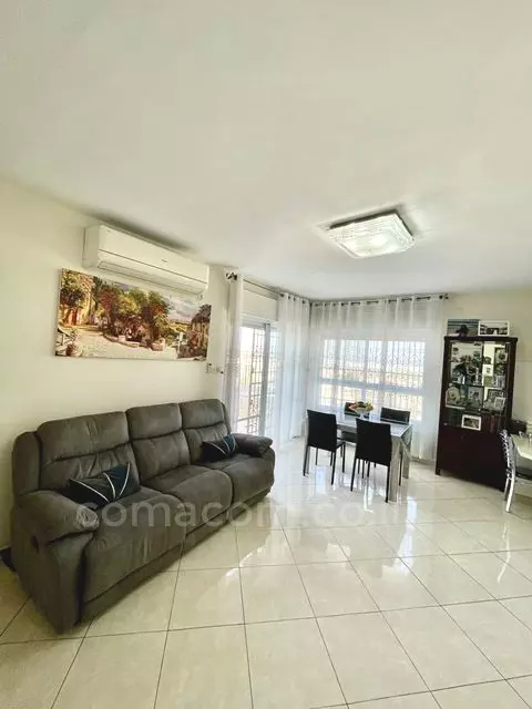 Apartment 3 rooms Jerusalem Pisgat Zeev 342-IBL-6368