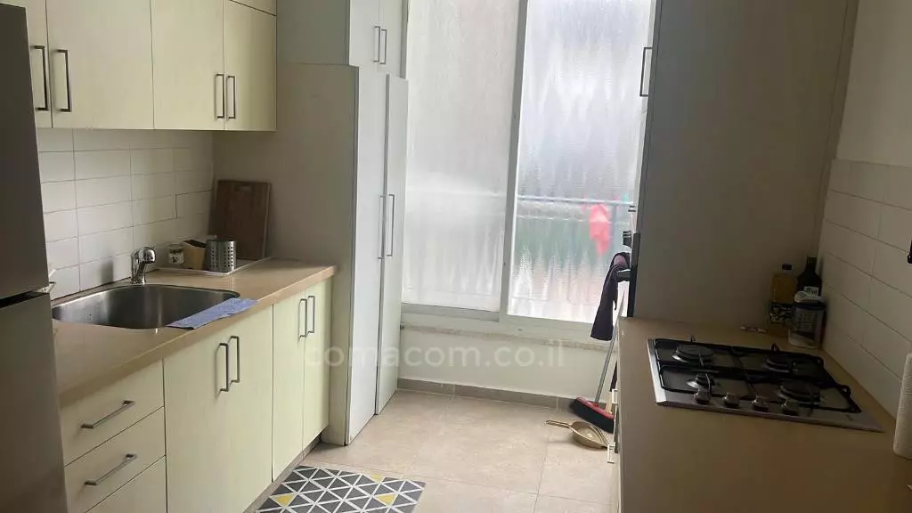 Apartment 2 rooms Tel Aviv City center 342-IBL-6424