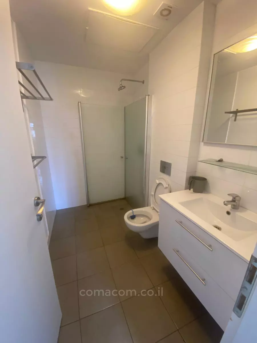 Apartment 2 rooms Tel Aviv Ben-Yehuda 342-IBL-6442