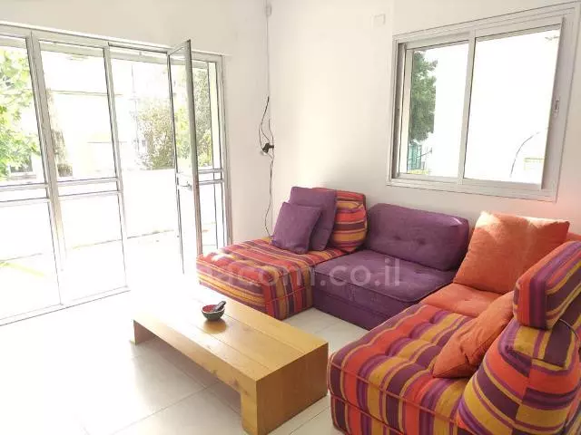 Apartment 3 rooms Tel Aviv City center 342-IBL-6451