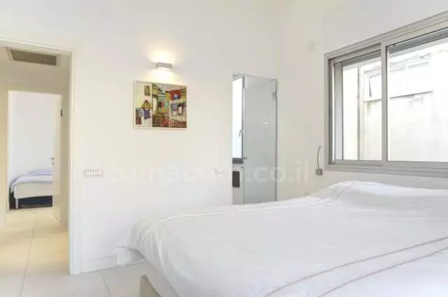 Apartment 3 rooms Tel Aviv City center 342-IBL-6451