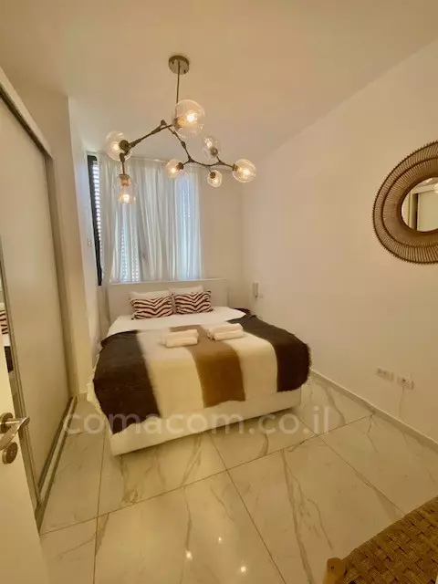 Apartment 3 Rooms Tel Aviv Lev Tel-Aviv 342-IBL-6490