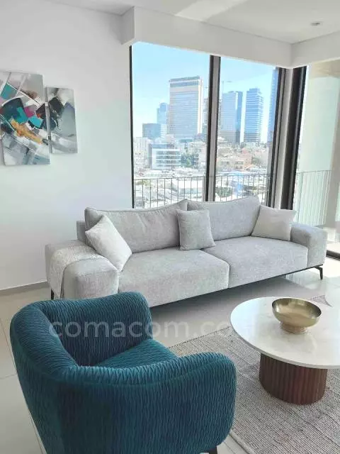 Mini-Penthouse 4 Rooms Tel Aviv Kerem Hatemanim 342-IBL-6526