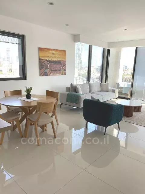 Mini-Penthouse 4 Rooms Tel Aviv Kerem Hatemanim 342-IBL-6526