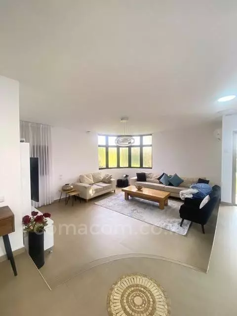 Villa 6 Rooms Ashdod Tet vav 342-IBL-6547