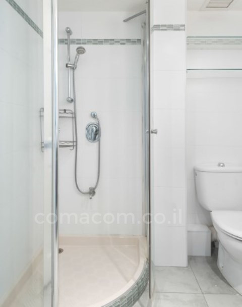 Apartment 3 Rooms Tel Aviv First sea line 342-IBL-6558