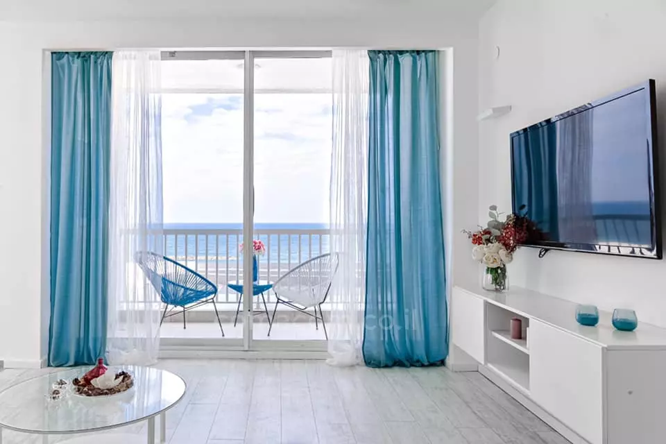 Apartment 3 Rooms Tel Aviv First sea line 342-IBL-6569